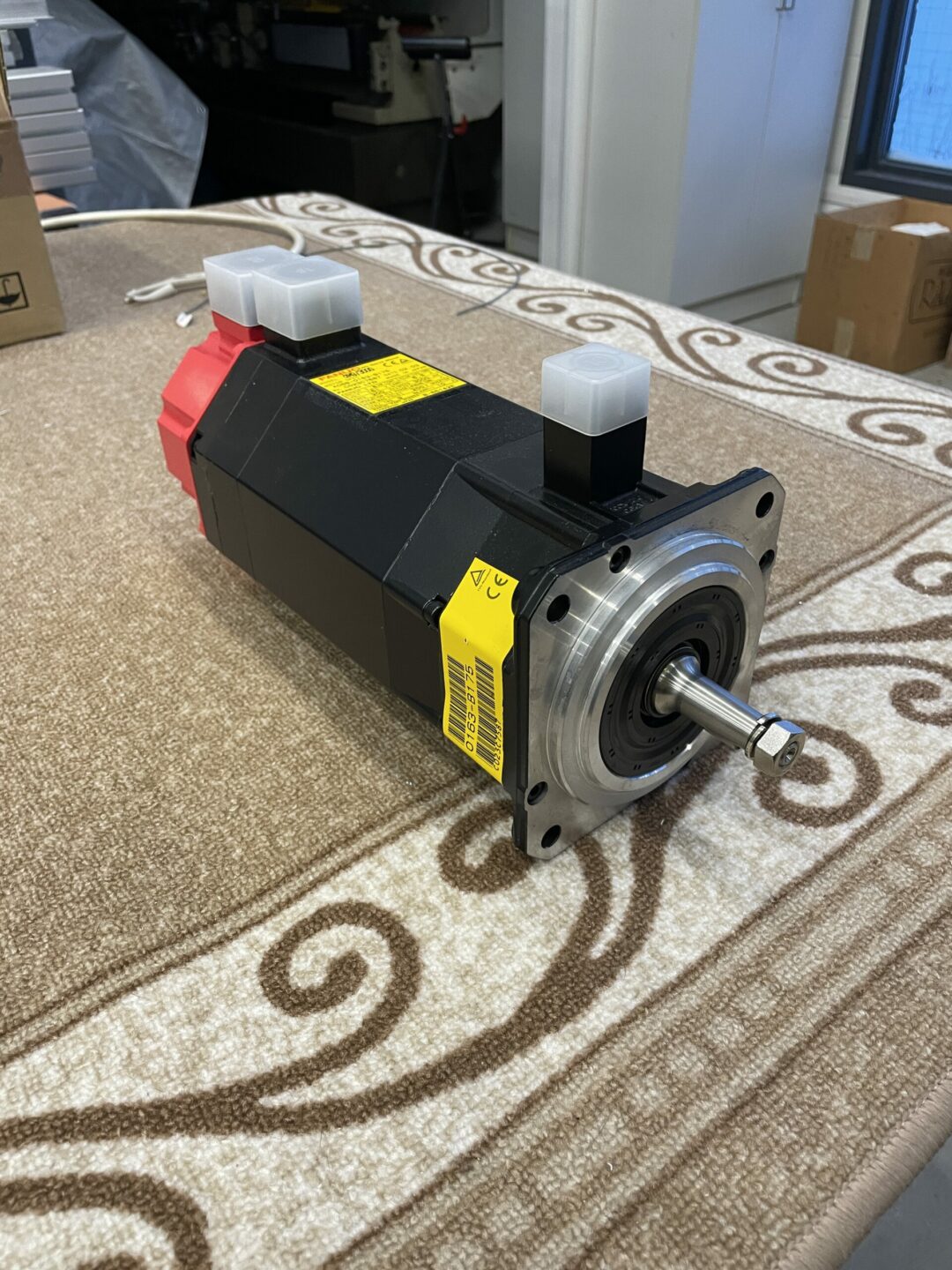 新古 FANUC AC SERVO MOTOR am9/3000 A06B-0163-B175/S000 (NATR60710C004) 電材・配電用品